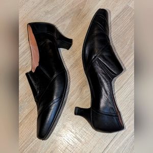 Black Leather Heels, 41